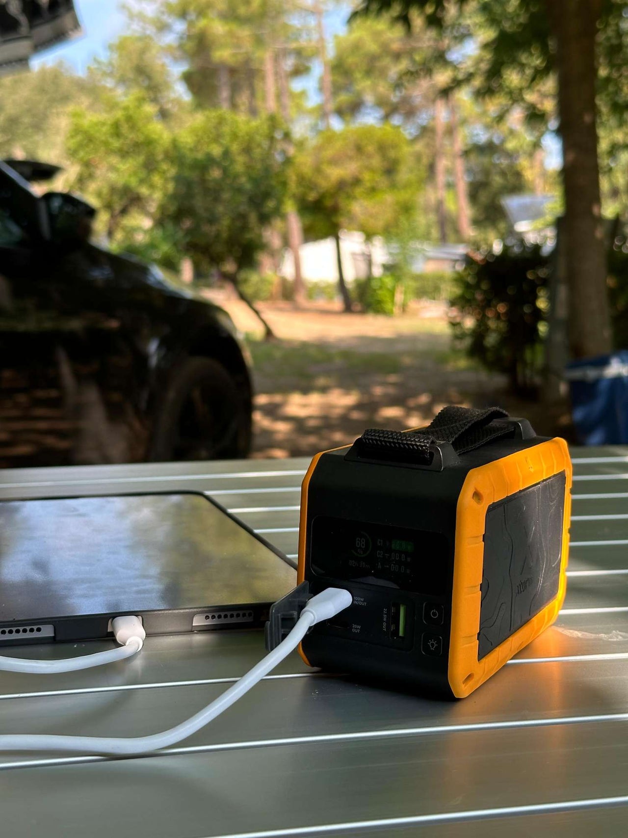 Rugged Taschenlampe Powerbank 100W - 40.000 mAh